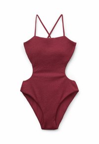 Burgundské jednocívé plavky s tenkými křížovými ramínky, texturovanou tkaninou a výřezovými stranami pro výjimečný moderní design.
