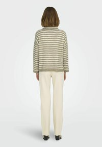 ONLY Strickpullover - weathered teak