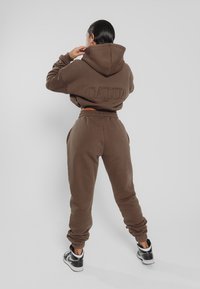 CALUA ESSENTIAL - Jogginghose - snatched