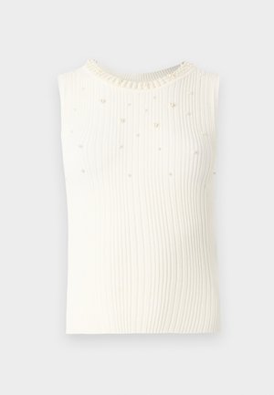 Top blanco de canalé sin mangas con una tela texturizada, adornado con pequeñas perlas y un escote decorativo de cuentas.