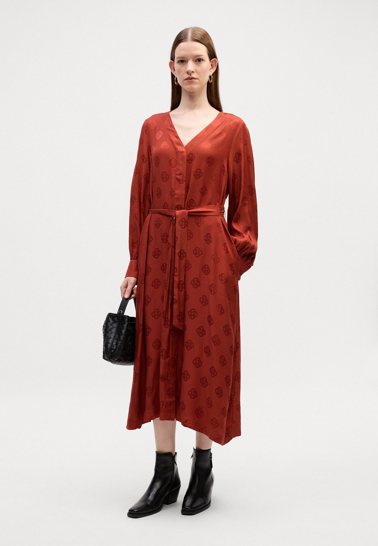 MIDI DRESS