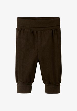 Pantaloni in corduroy marrone scuro con una vita rigata, polsini arricciati e linee verticali, progettati per il comfort e la libertà di movimento.