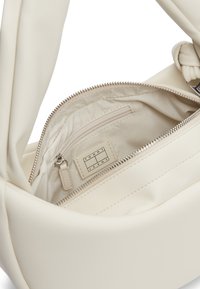 Tommy Jeans BOLD SHOULDER BAG - Bolso de mano - newsprint