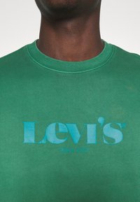 Levi's® GRAPHIC CREW - Camisola - greens
