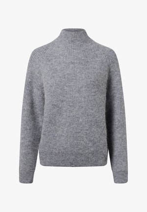 Szary sweter dzianinowy z wysokim kołnierzem, długimi rękawami i luźnym krojem. Tkanina ma teksturalny, miękki wygląd z delikatnym wzorem.