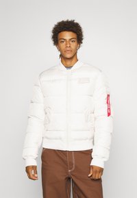 Alpha Industries MA-1 PUFFER BOMBER - Bombera - jet stream white