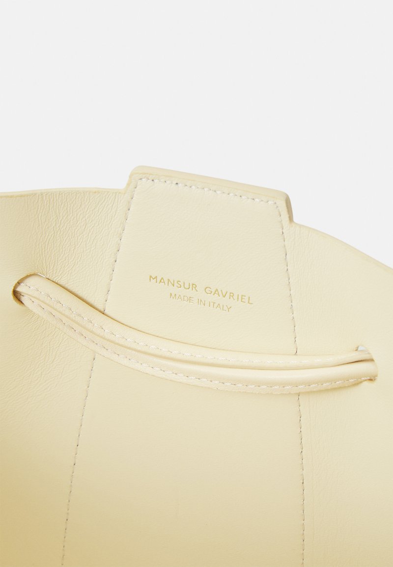 Damen Handtaschen | Mansur Gavriel LILIUM Umhängetasche crema/offwhite - NQ73093 Damen Handtaschen | Mansur Gavriel LILIUM Umhängetasche crema/offwhite - NQ73093