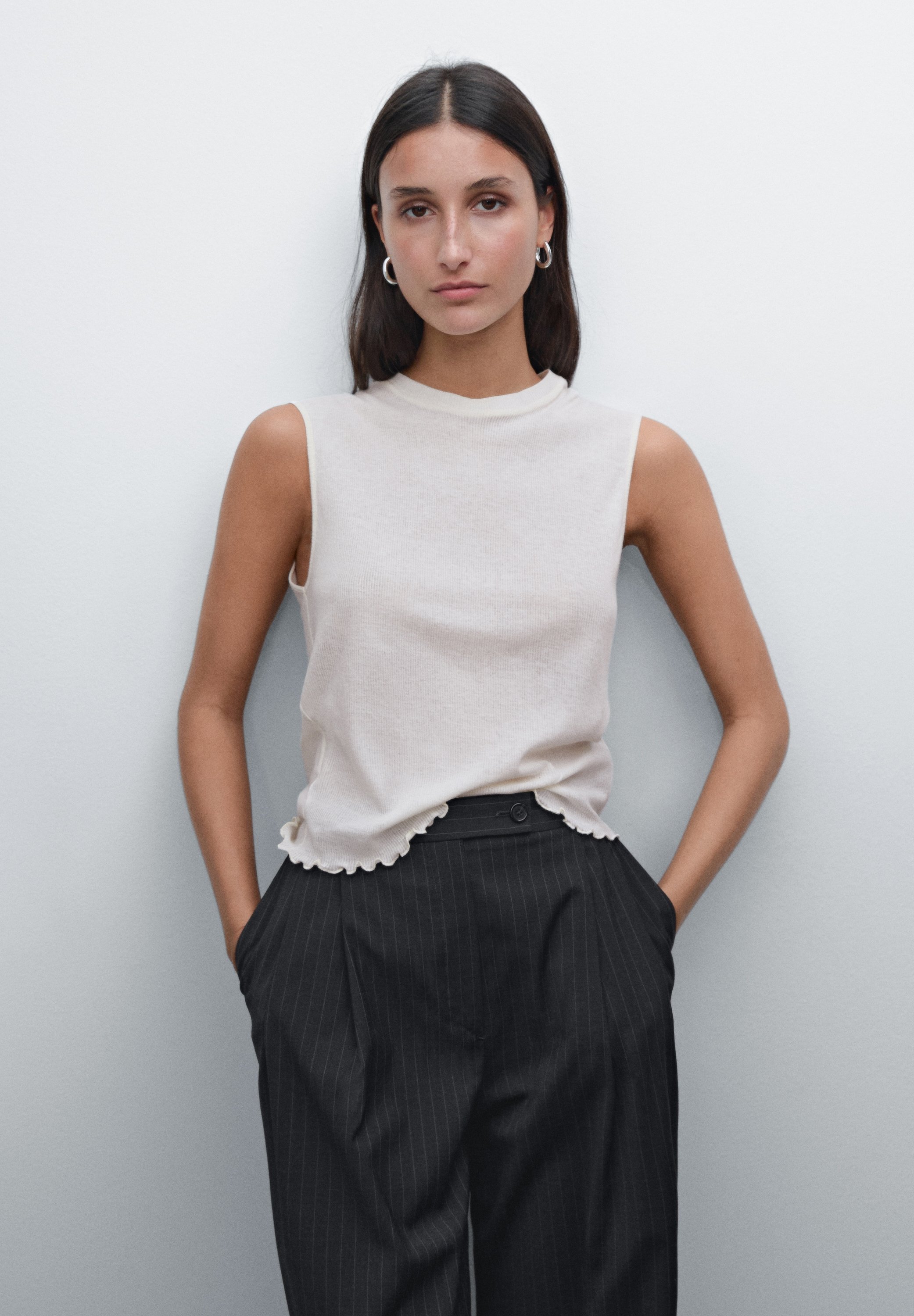 Massimo Dutti【NEW】Double-layer T-shirt with wavy trims 06212755800-o6.jpg?ts=