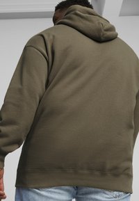 Puma BETTER CLASSICS - Jersey con capucha - chocolate chip