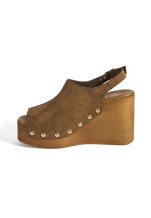 Clogs - brown
