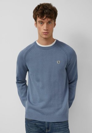 - Sweter