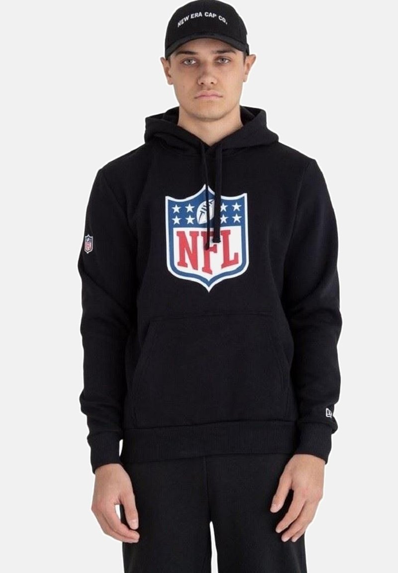 Felpa con cappuccio nera con logo NFL, caratterizzata da accenti rossi, blu e bianchi. Tessuto morbido, tasca frontale a marsupio e polsini a coste.