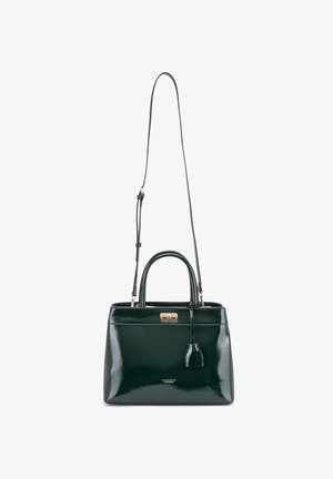 Sac à main en cuir verni vert avec poignées doubles, bandoulière amovible, quincaillerie dorée et détail d'étiquette. Texture lisse et forme structurée.