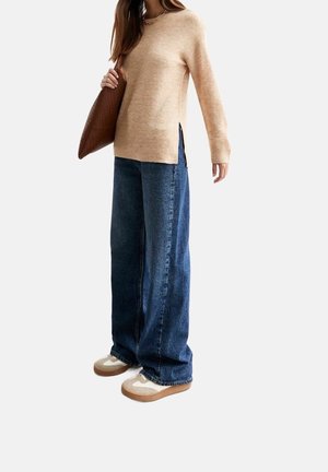 Pullover - camel