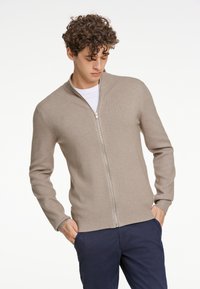 Lindbergh ZIP - Kofta - mid brown