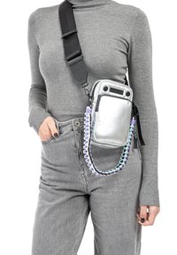 CLIO GOLDBRENNER URBAN - Sac bandoulière - silver powder