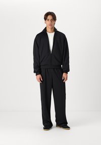 Bareen BAZ TRACK LOUNGE JACKET - Μπουφάν προπόνησης - pirate black