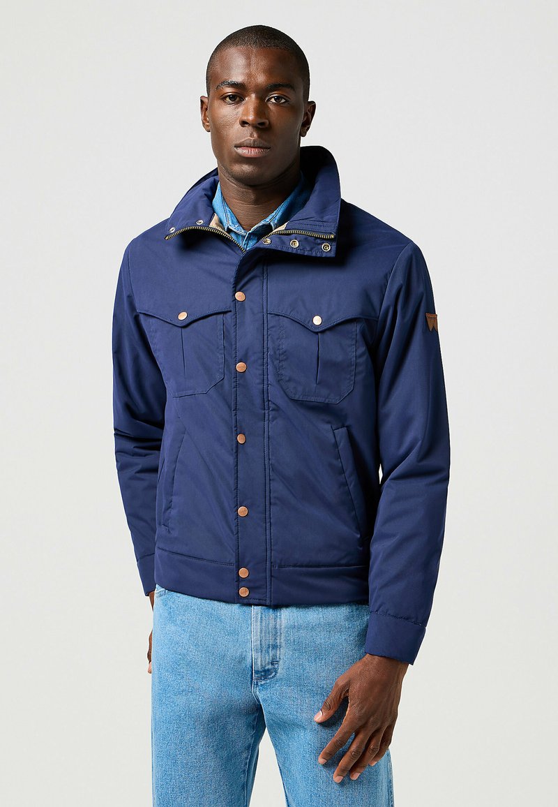 Wrangler - WESTERN PUFFER - Light jacket - navy, Enlarge