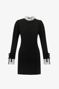 Selezionato, black