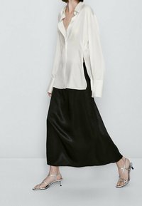 Massimo Dutti Gonna a campana - black