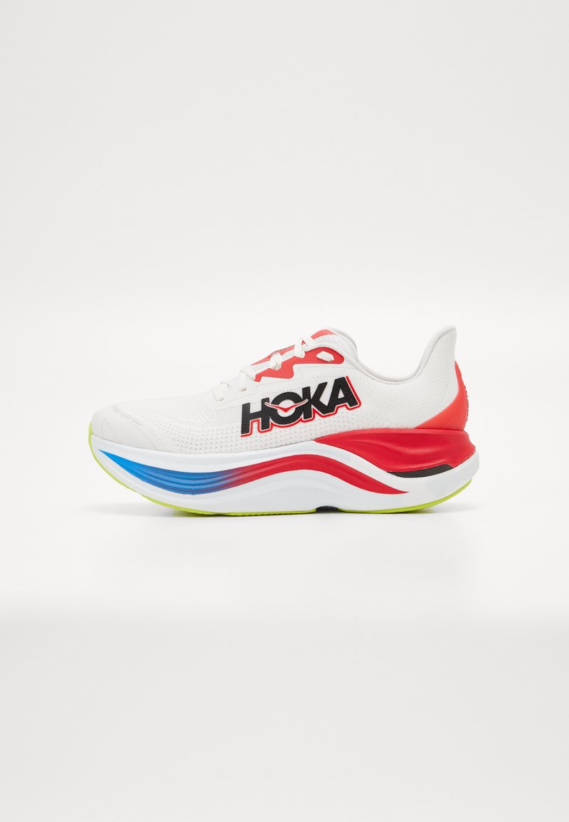 HOKA SKYWARD X - Chaussures de running sur route - blanc de blanc/virtual blue