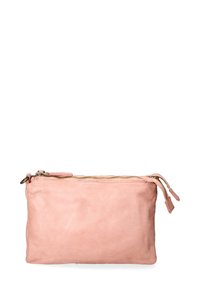 Pochette rettangolare in morbida pelle rosa, con una zip dorata sulla parte superiore e due linguette in pelle per una facile apertura.