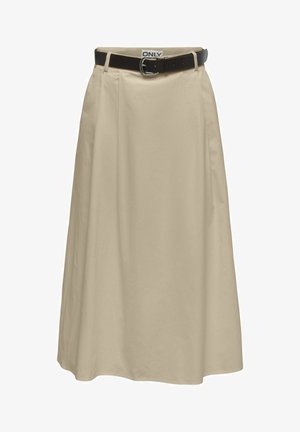 Jupe midi beige avec une coupe large en A, des plis devant, et une ceinture noire à boucle argentée à la taille avec étiquette "ONLY".