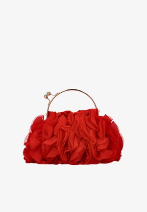 Bolso de tela rojo con un diseño fruncido, adornado con un marco de metal dorado y dos cierres decorativos en forma de bola. Textura suave.