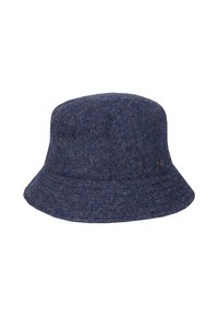 Cappello bucket in lana testurizzata blu navy con un piccolo dettaglio del logo metallico sul lato e una visiera inclinata verso il basso.
