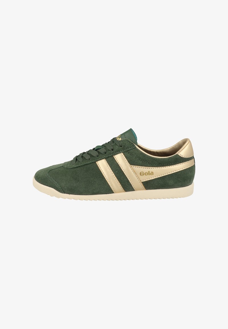 Baskets en suede vert avec des rayures dorées, design à lacets, surface texturée et logo sur le côté extérieur. Semelle en caoutchouc légère.