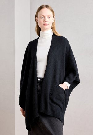 Cape - black