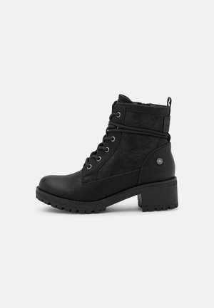 Botines con cordones - black
