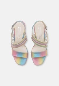Marco Tozzi BY GUIDO MARIA KRETSCHMER - Sandalen met hoge hak - rainbow metallic
