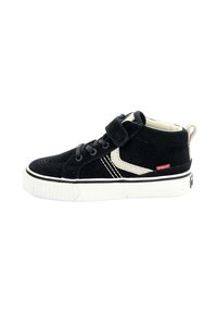 Zapatilla alta de ante negro con suela de goma blanca, que presenta una correa de velcro, detalles en beige que contrastan y el logotipo de la marca.