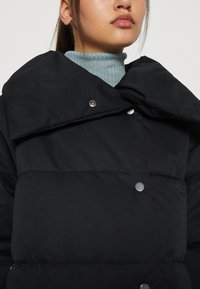 VILA VISULITANA NEW PADDED - Zimski plašč - black