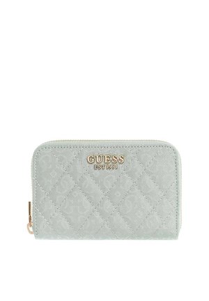Portefeuille matelassé gris clair avec logo doré "GUESS EST 1981" et fermeture éclair tout autour, sur fond blanc.