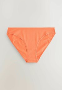 Narancssárga bikini alsó, sima textúrával és klasszikus szabással, az élek mentén varrással a tartósság érdekében.