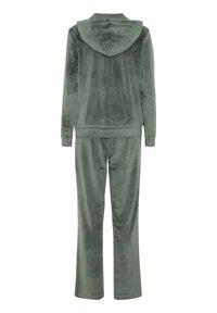 Velour hjemmesæt i afdæmpet grøn, med en hættetrøje og matchende bukser. Blød struktur, afslappet pasform og enkel design.