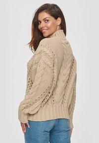 Makadamia - Sweter