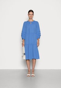 Part Two MARYLOU - Vestido de dia - ultramarine