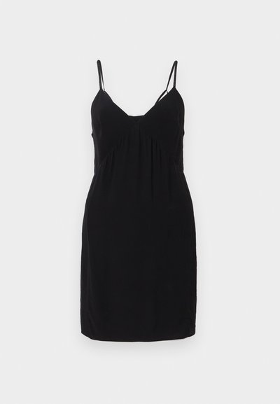 Schwarzes, ärmelloses Kleid mit V-Ausschnitt, das unter der Brust geraffte Details aufweist und eine gerade Passform hat. Hergestellt aus glattem Stoff.