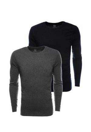 - Bluzka z długim rękawem