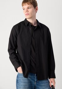 Calvin Klein SOLID CLASSIC SHIRT - Finskjorte - black