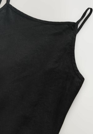 Top negru din in cu bretele subțiri, având un design simplu și o textură netedă. Țesătura are un finisaj ușor mat.