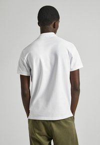 Pepe Jeans NEW OLIVER - Polotričko - white