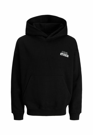 Mustan puuvillasegistihoodie, millel on tasku, pikad varrukad ja valge brodeeritud logo rinnal.