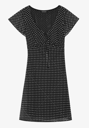 Μαύρο φόρεμα με λευκές βούλες, κοντά καμπ sleeves, V-λαιμόκοψη, συγκεντρωμένη μέση με λεπτομέρεια κορδονιού και ελεύθερη γραμμή A.