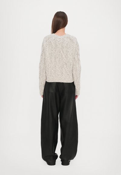 CLOSED CREW NECK LONG SLEEVE - Strickpullover - shetland