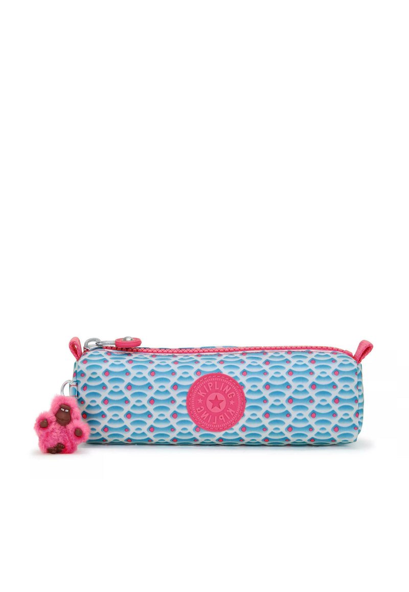 Astuccio cilindrico blu e rosa con motivo, dotato di una cerniera rosa, un logo circolare e un piccolo portachiavi di peluche rosa attaccato.