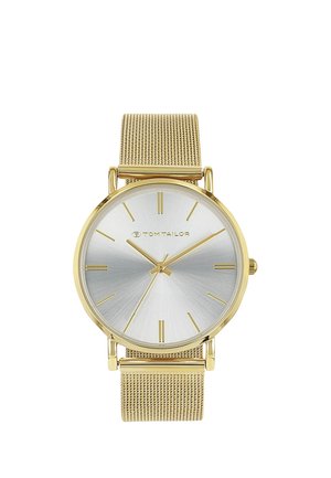 Goldene Armbanduhr mit silbernem Zifferblatt, goldenen Stundenmarkierungen und Zeigern und feinem goldenen Mesh-Armband, Markenname "Tom Tailor" auf dem Zifferblatt.